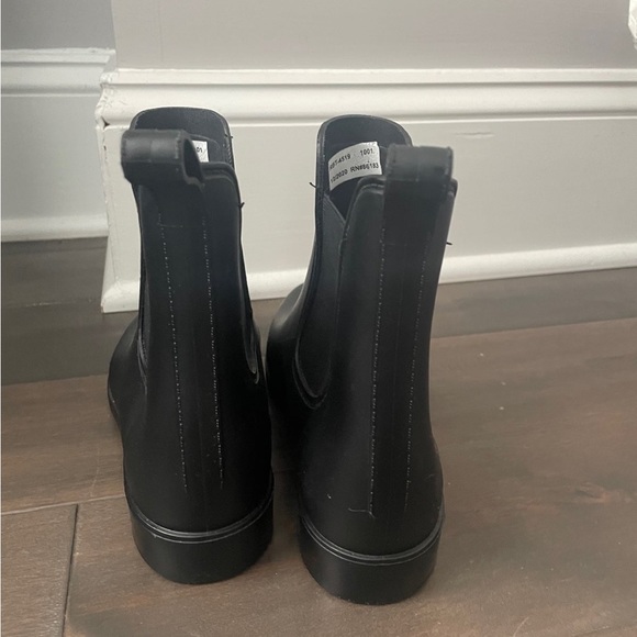 Ankle Rain Boots - Picture 3 of 4